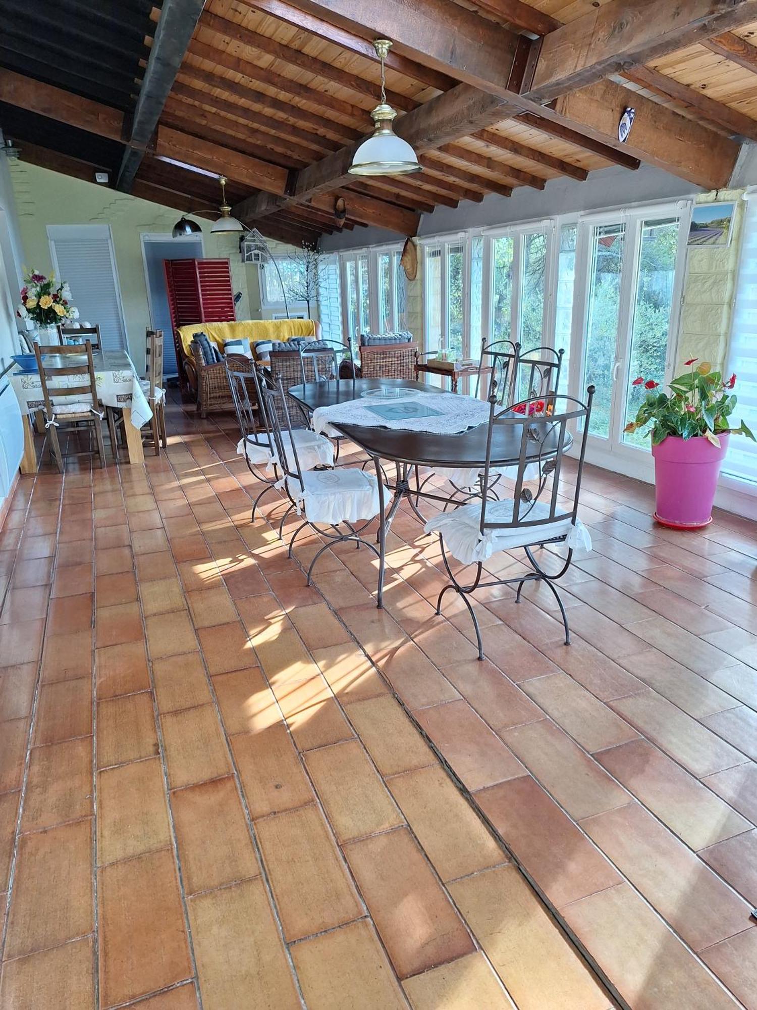 Les Vallons Holiday Home Lioux ภายนอก รูปภาพ